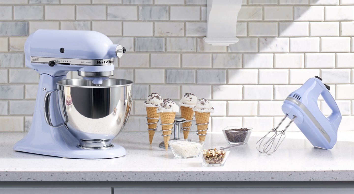 Choosing a Hand Mixer or Stand Mixer