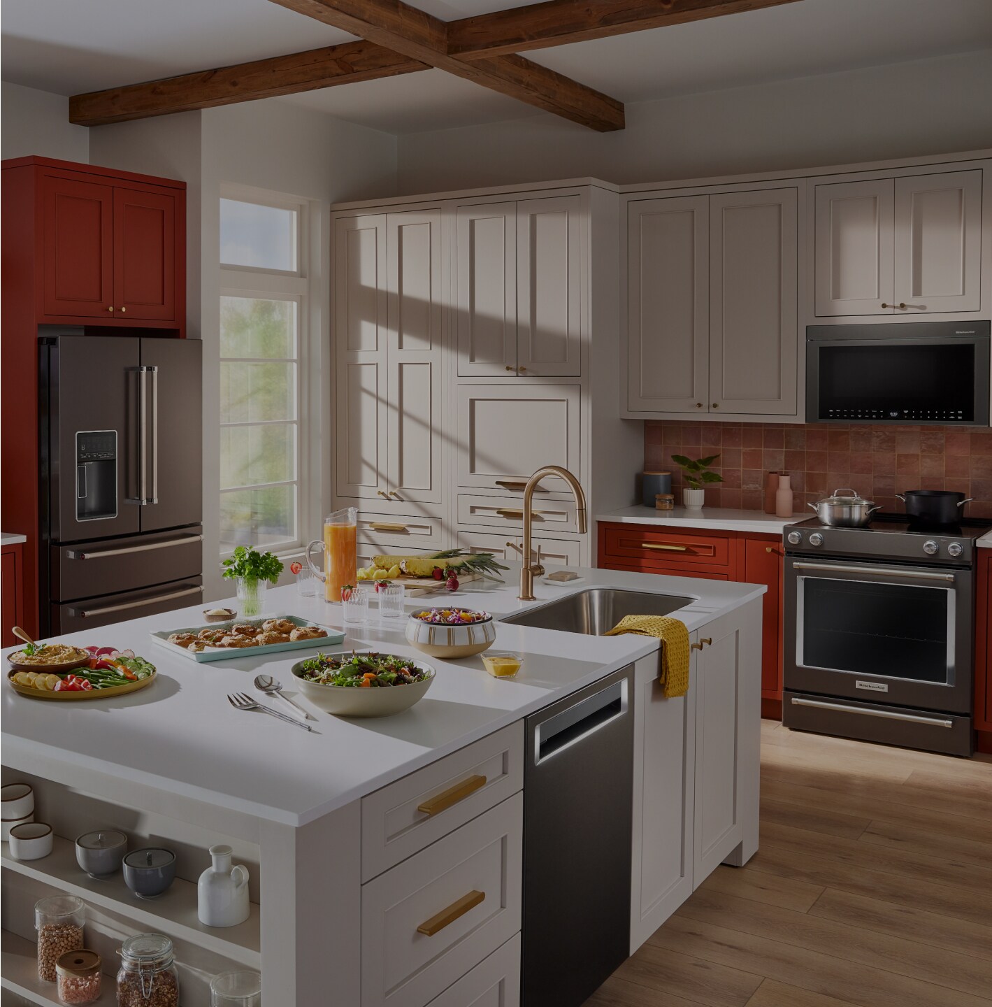A bright, colorful kitchen with KitchenAid® appliances. 