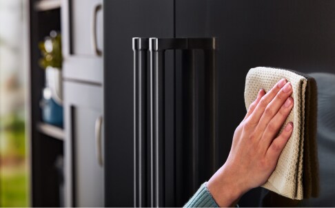 Cleaning exterior with microfiber cloth