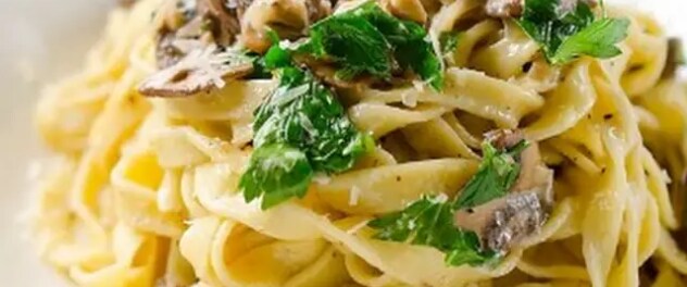 fresh pasta with mushroom cream sauce