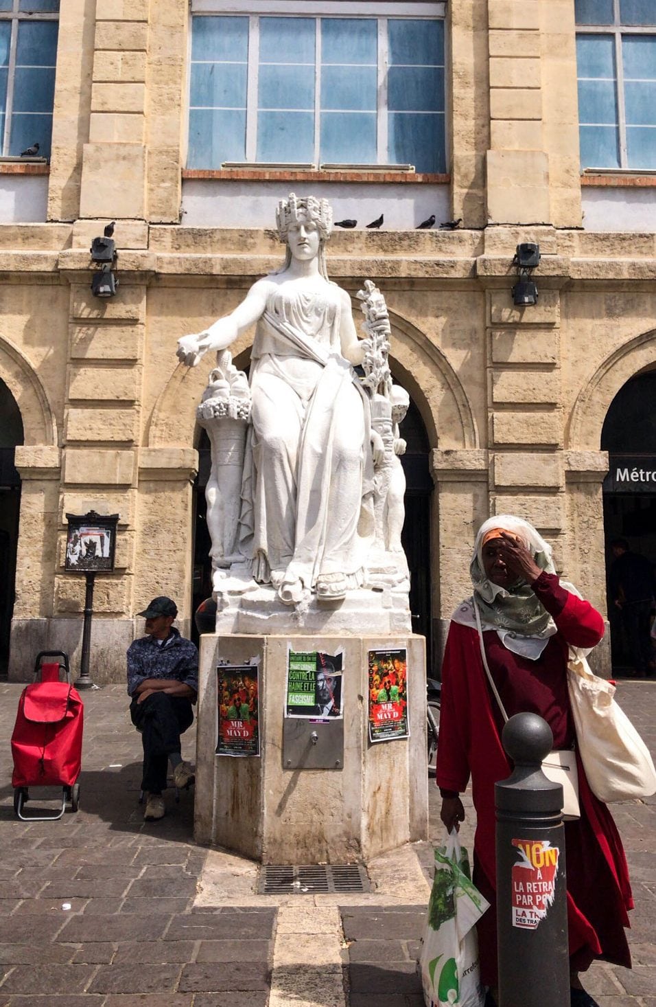 A statue found in Noailles.