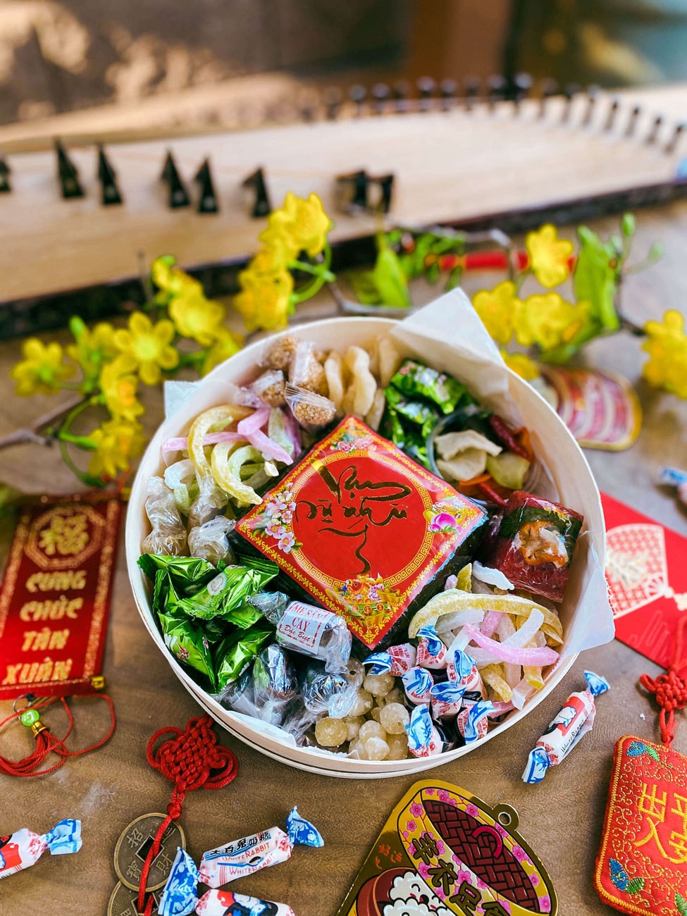 A small bowl of treats from Bijou Baskets.