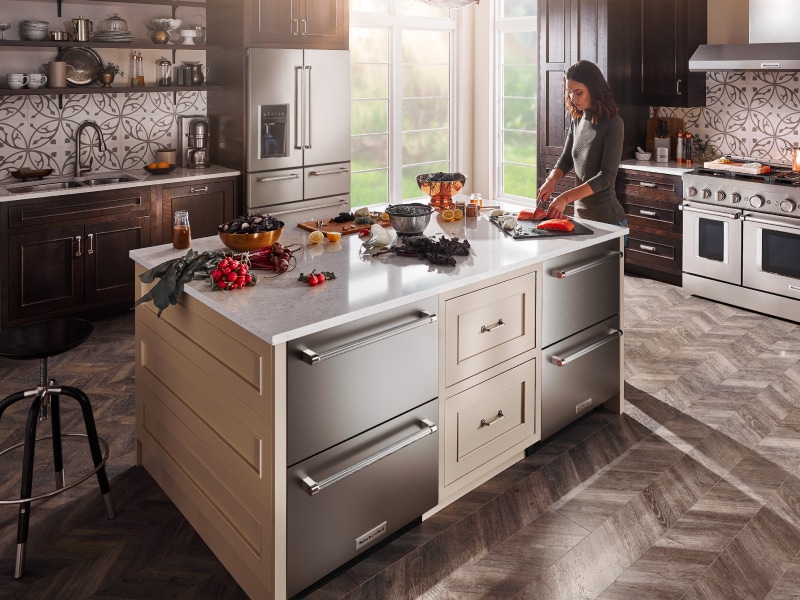 Kitchen island with undercounter refrigeration Kitchen island with undercounter refrigeration