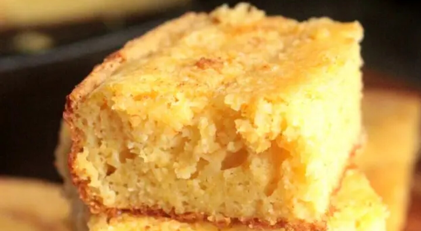 Slice of cornbread Slice of cornbread