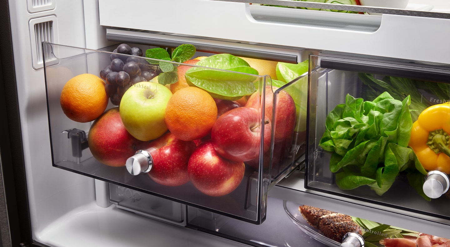 A variety of fruits, vegetables and ingredients in a KitchenAid® FreshSeal Crisper Drawer A variety of fruits, vegetables and ingredients in a KitchenAid® FreshSeal Crisper Drawer
