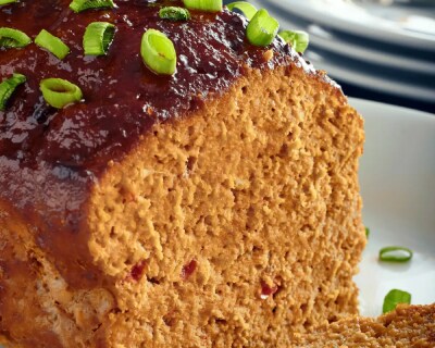 Turkey meatloaf with scallion garnish