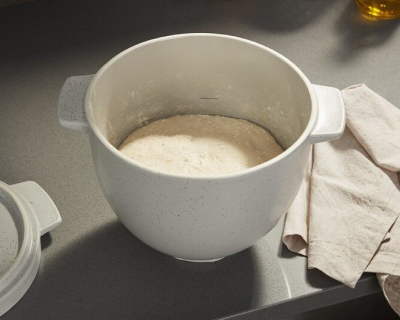 Dough proofing in bread bowl