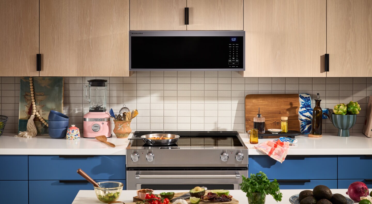 Low profile microwave in a modern kitchen