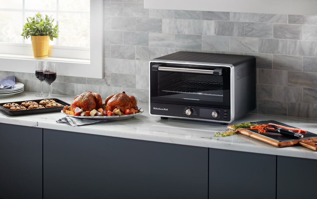 Toaster Oven vs. Countertop Oven What’s the Difference? KitchenAid