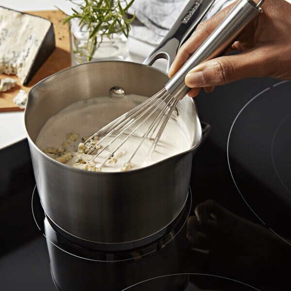 Queso blanco in a pot