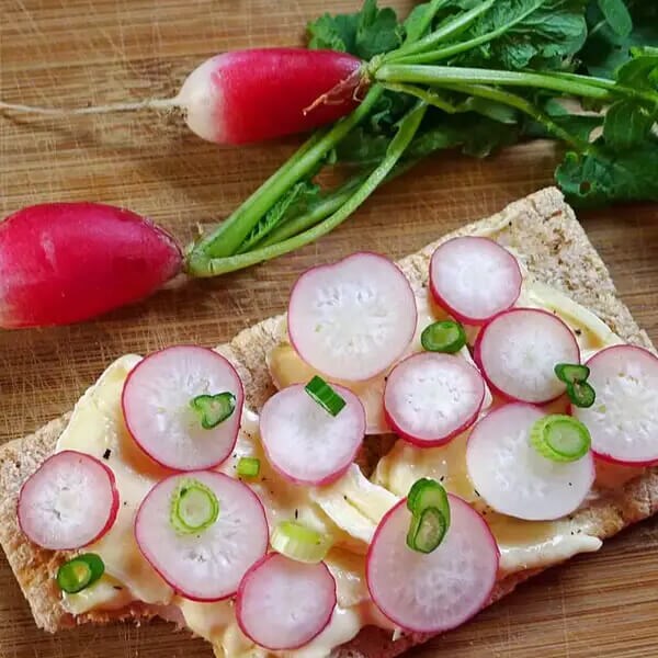 Radishes with Fromager d'Affinois