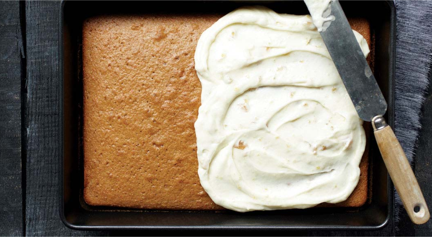 Why Did My Cake Sink in the Middle? (How to Fix It) KitchenAid