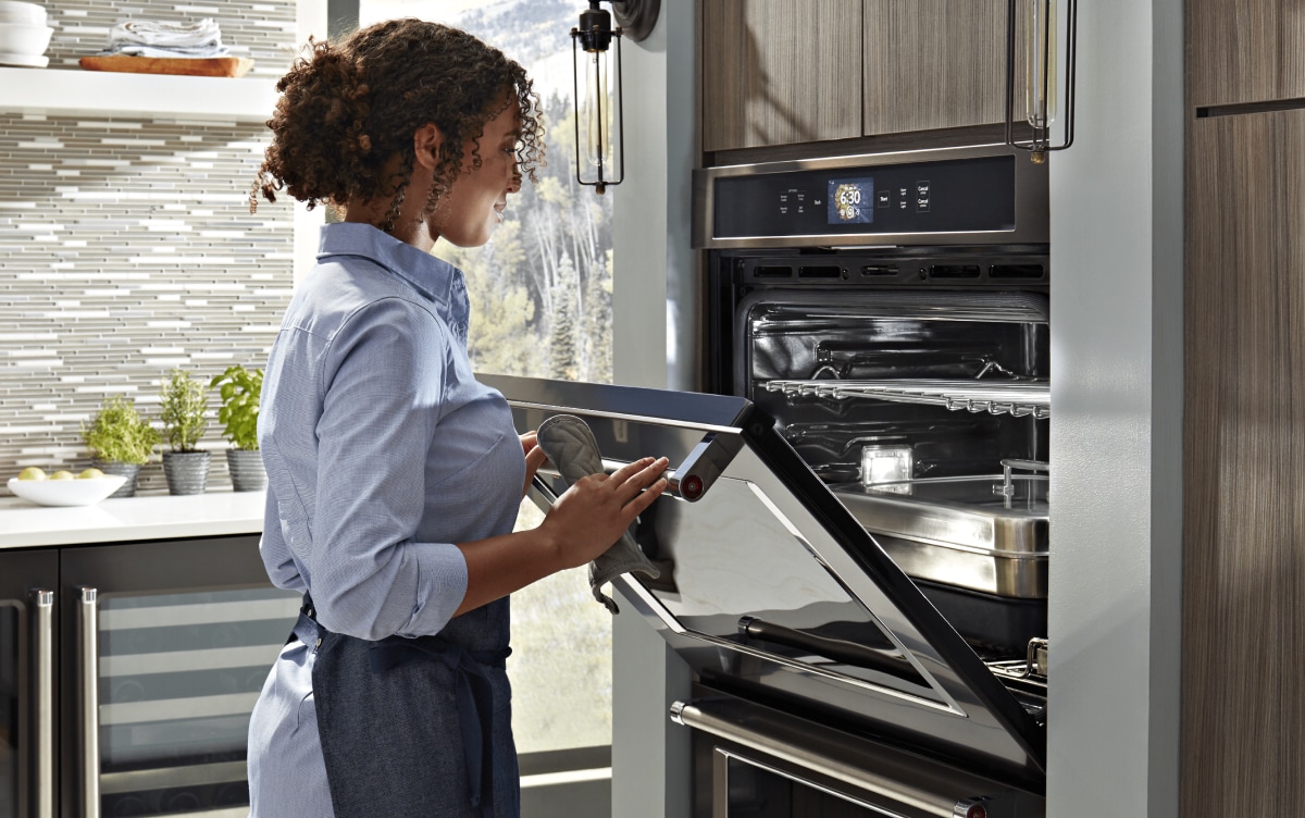 https://www.kitchenaid.com/content/dam/business-unit/kitchenaid/en-us/marketing-content/site-assets/page-content/pinch-of-help/best-double-wall-ovens/Best-Double-Wall-Ovens_Thumbnail.png