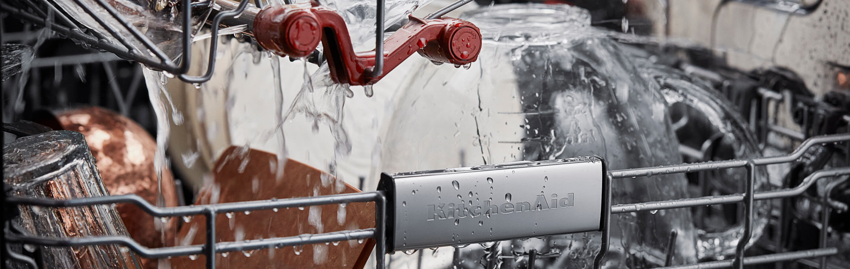Dishes washing in a dishwasher