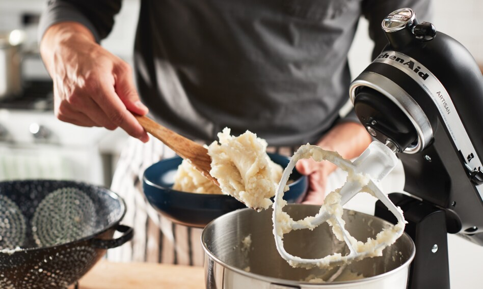 Food Processor vs. Mixer What’s the Difference? KitchenAid