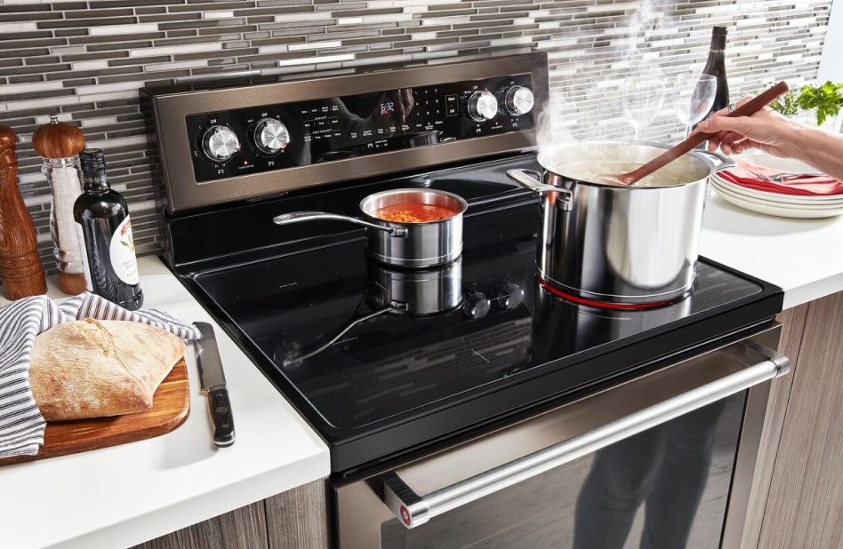 Gas vs. Electric Stoves What’s The Difference? KitchenAid
