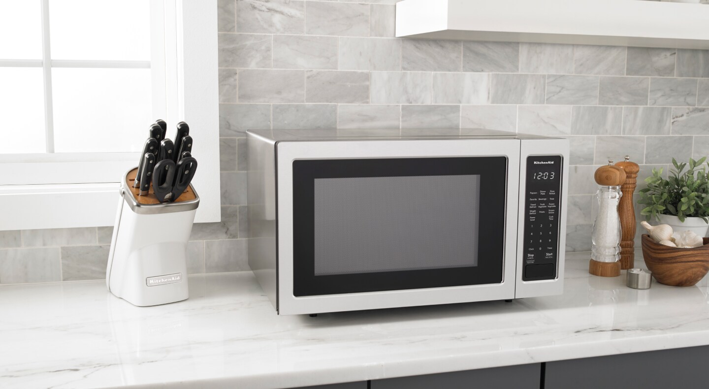 How to Clean a Microwave 3 Easy Ways KitchenAid