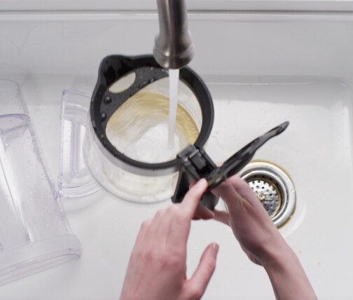 Cleaning kitchenaid coffee clearance maker