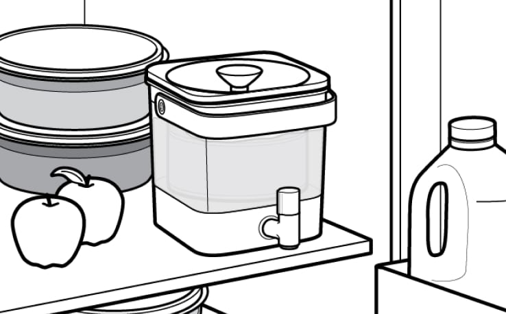 Cold brew coffee maker in refrigerator