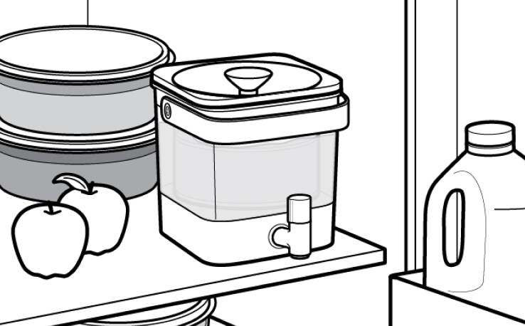 Cold brew coffee maker in refrigerator