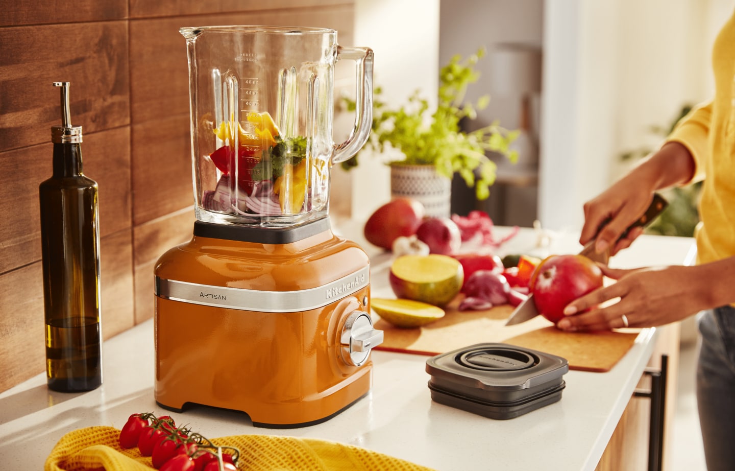 KitchenAid® blender with sliced vegetables inside KitchenAid® blender with sliced vegetables inside