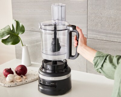 A food processor being set up