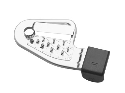 A fine spiralizing blade.