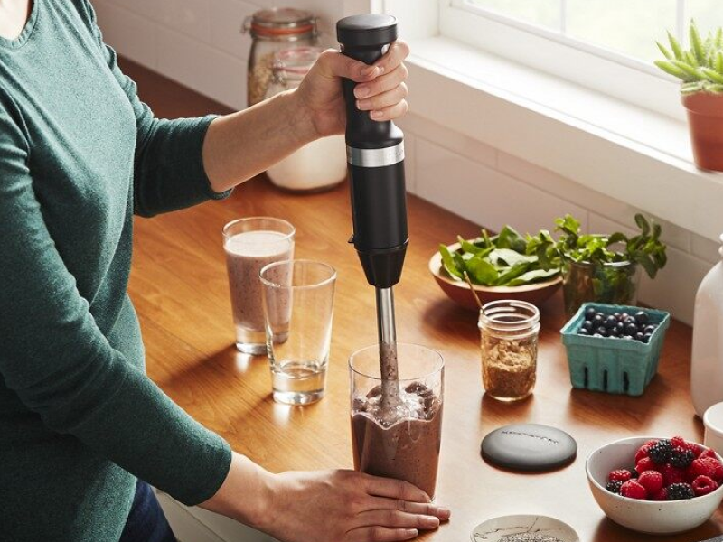 Immersion Blender Uses & Techniques KitchenAid