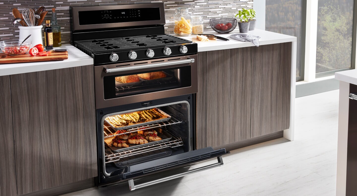 Food cooking in a KitchenAid® range