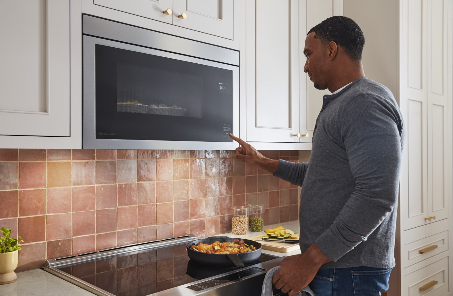 Understanding Microwave Wattages A Quick Guide KitchenAid