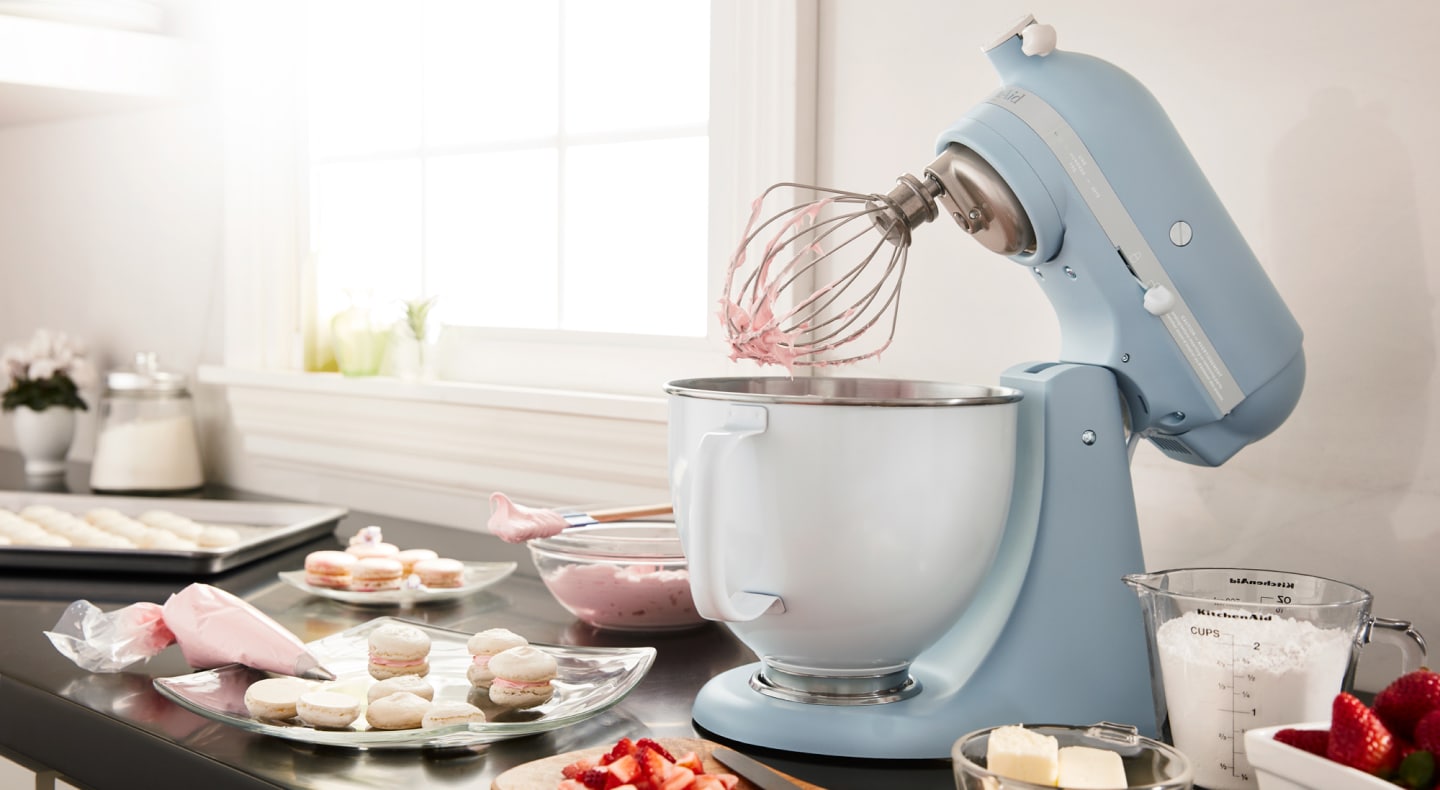 Key Differences between Frosting, Icing and Glaze KitchenAid