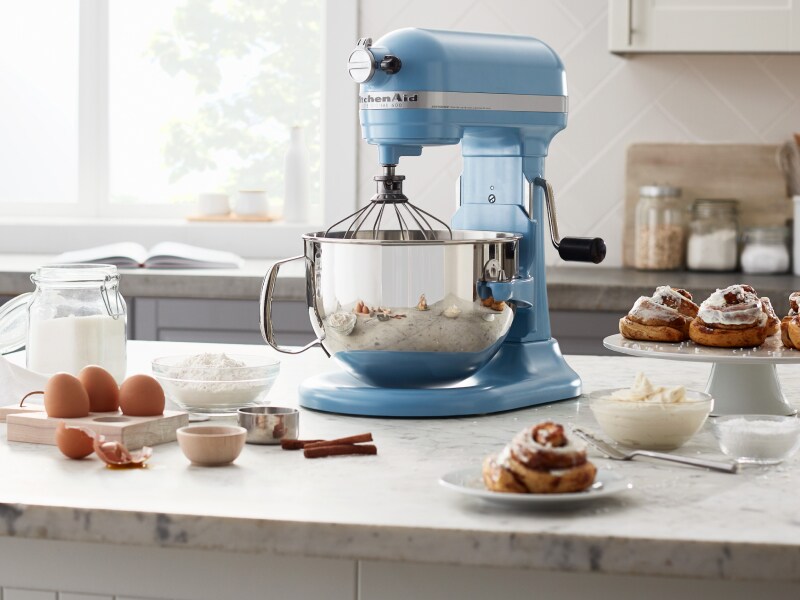 Key Differences between Frosting, Icing and Glaze KitchenAid