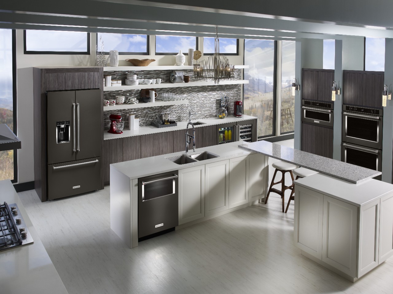Introducing the black stainless steel suite from KitchenAid.