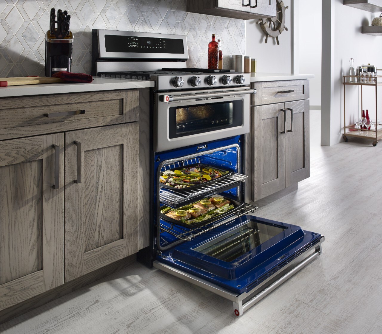 Bake, roast, broil and more with our double oven electric ranges. Bake, roast, broil and more with our double oven electric ranges.