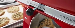 Candy Apple Red Artisan® Mini 3.5 Quart Tilt-Head Stand Mixer KSM3316XCA