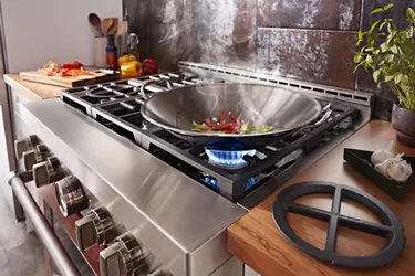 36 2025 kitchenaid range