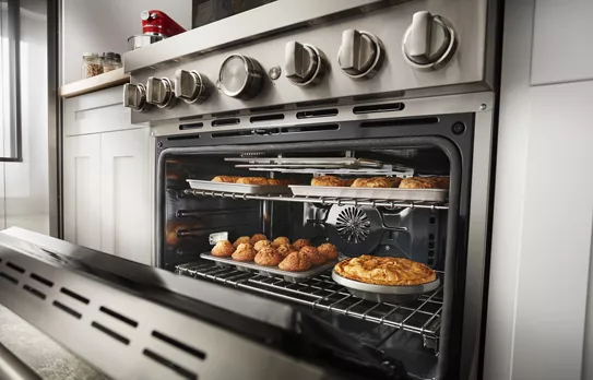 KitchenAid® 36'' Smart Commercial-Style Dual Fuel Range with