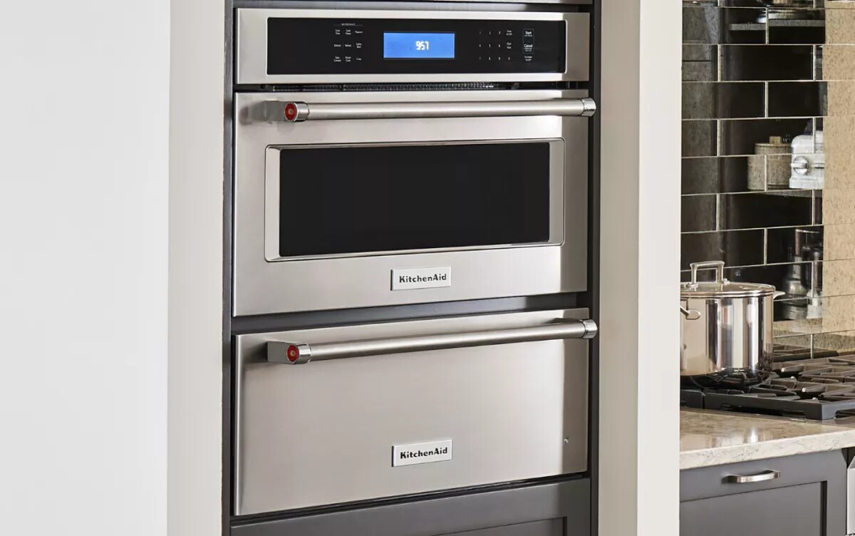 Built in microwave shop and warming drawer