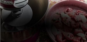 A bowl of beetroot tortellini.