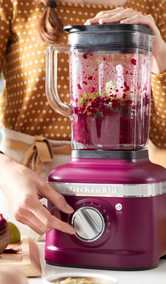 A K400 Variable Speed Blender in Beetroot.