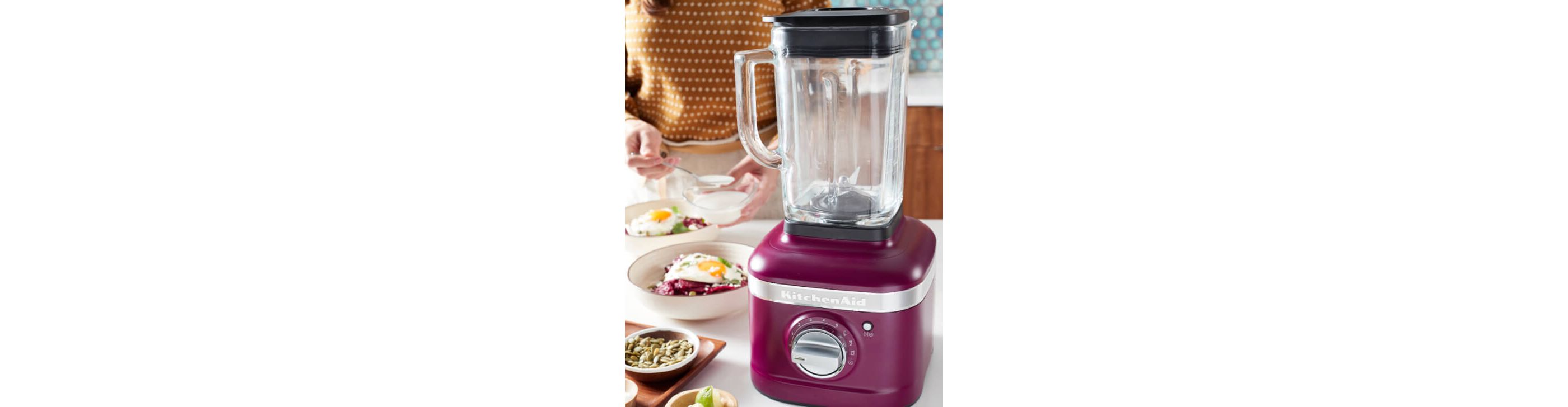 A K400 Variable Speed Blender in Beetroot.