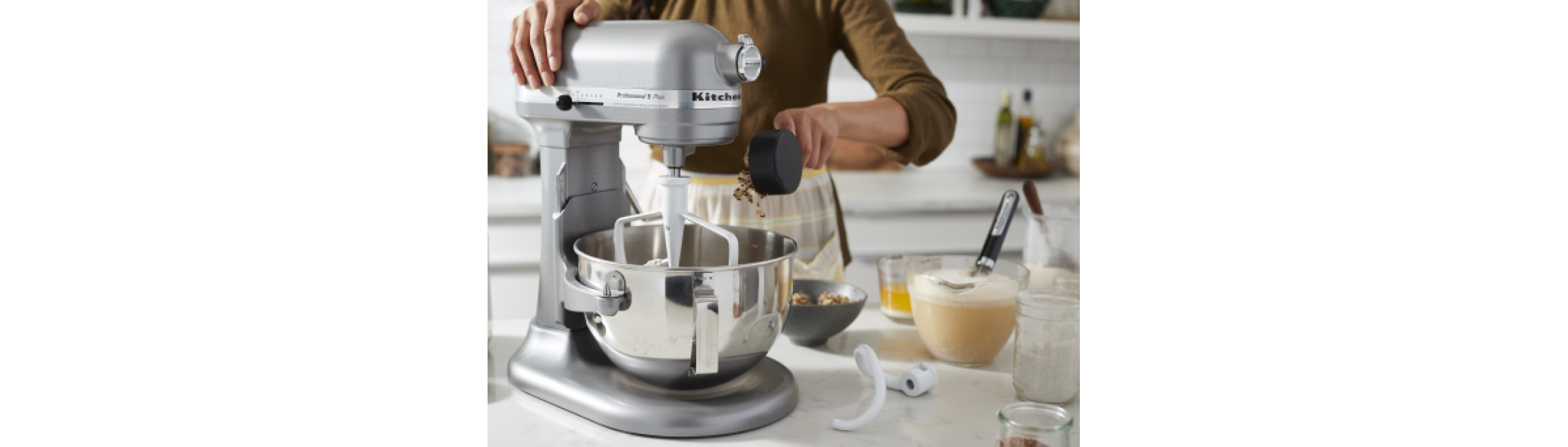 A bowl-lift KitchenAid® stand mixer