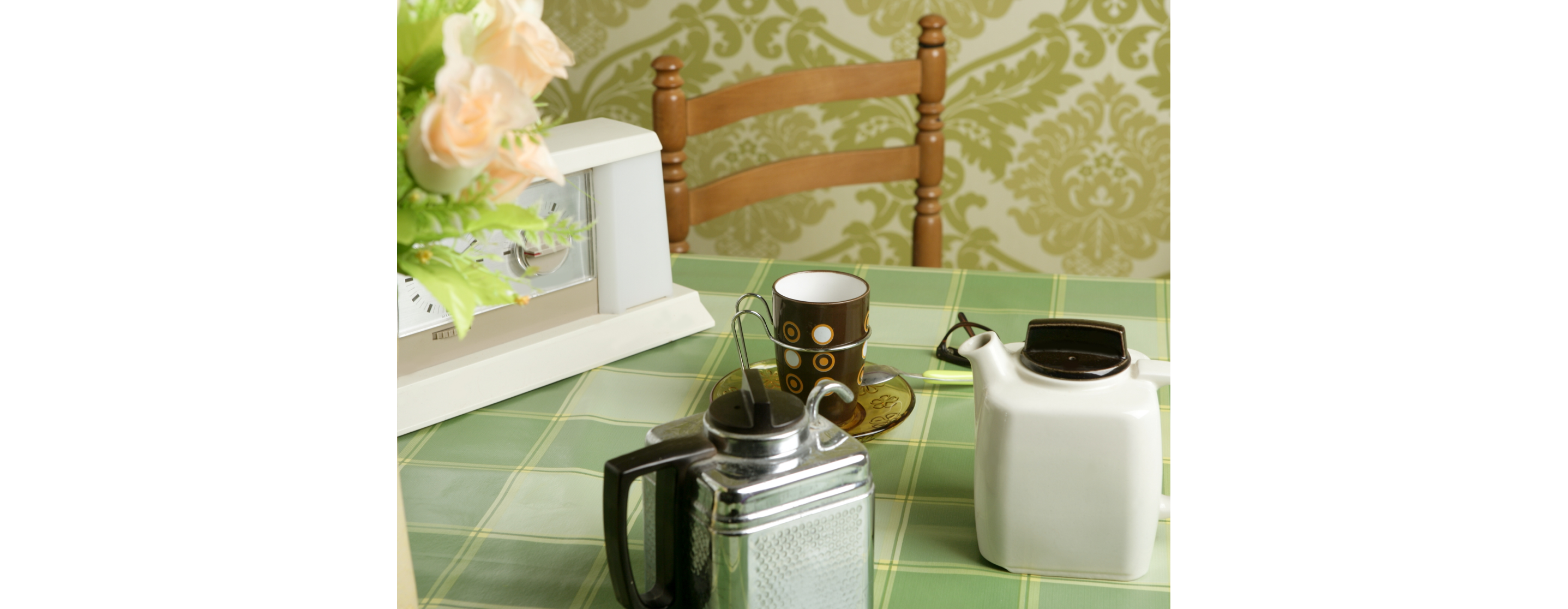 Retro coffee maker on a kitchen table