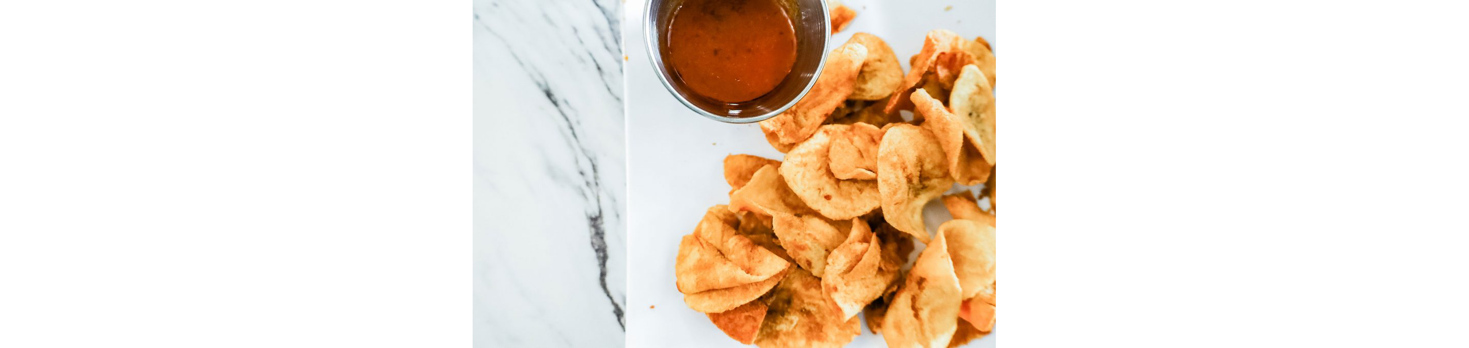 A plate of fried plantain chips.
