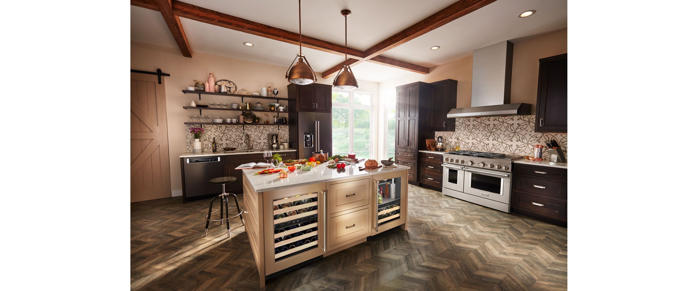 A beautiful, bright kitchen.