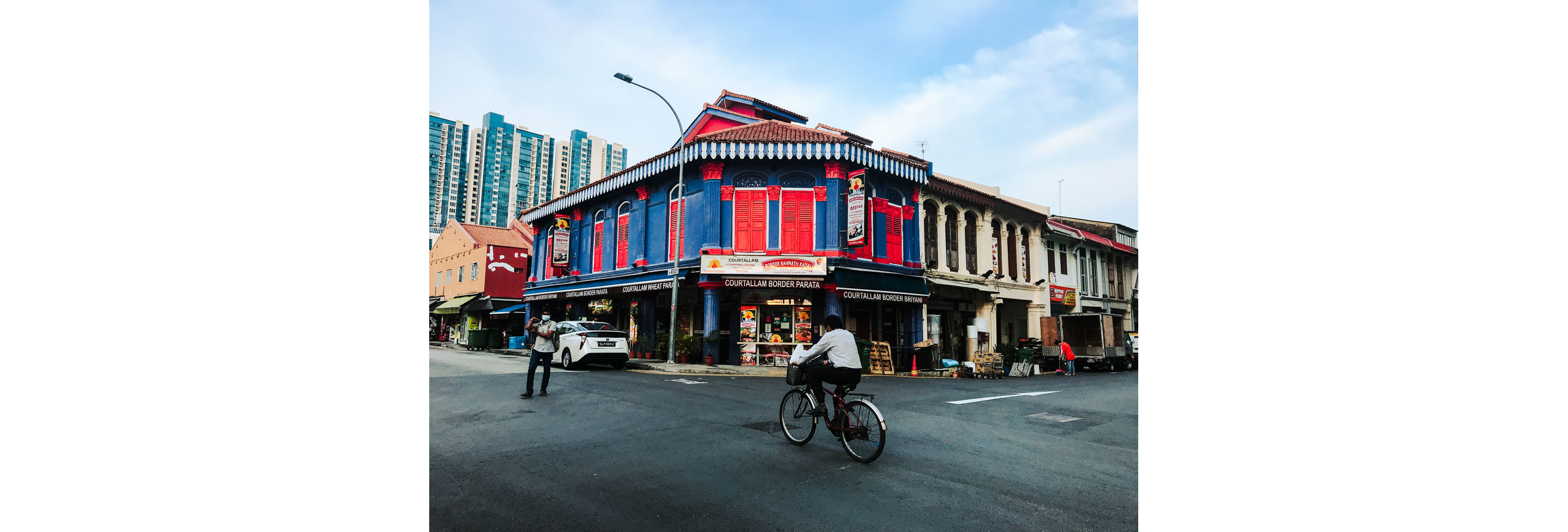 The storefronts of Little India.