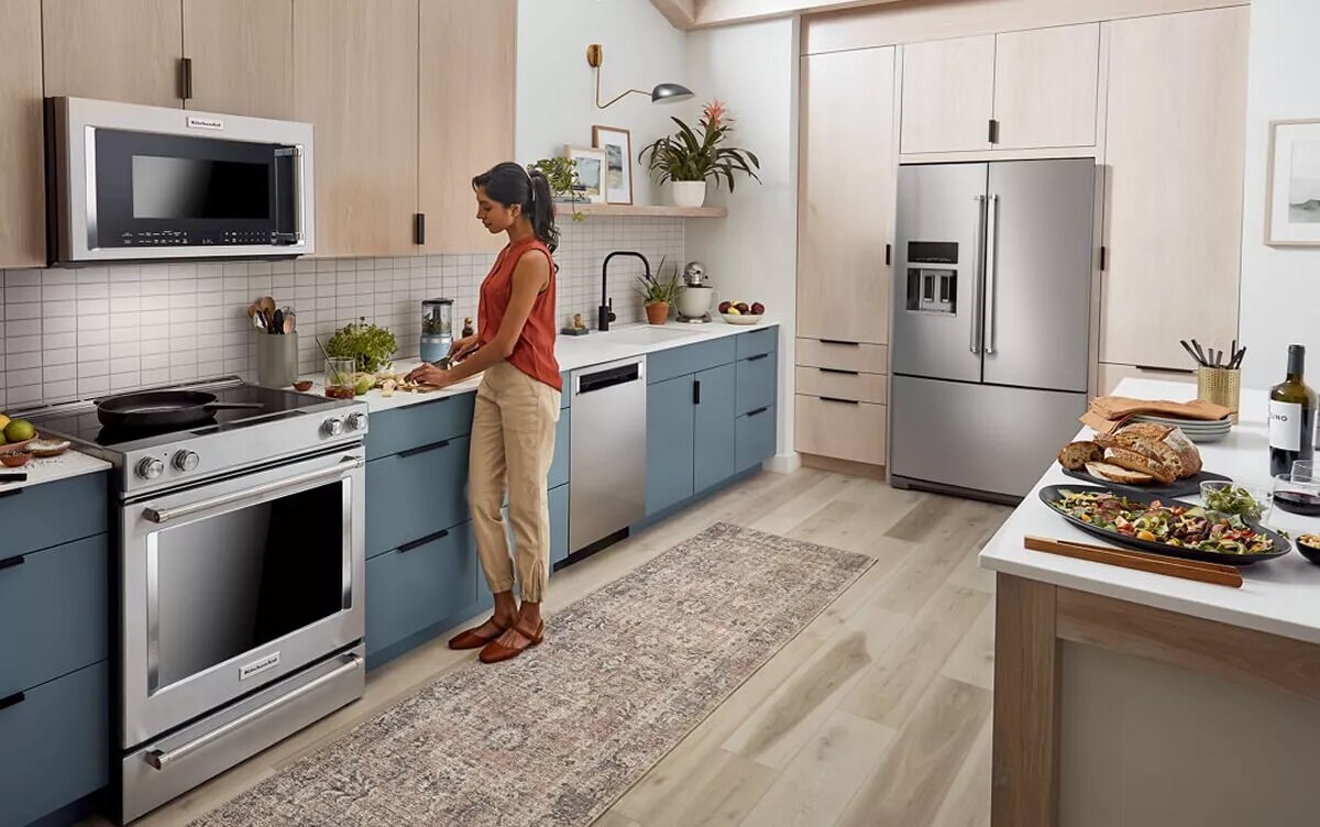 How to Install a Kitchenaid Refrigerator in a Small Kitchen: Easy Steps