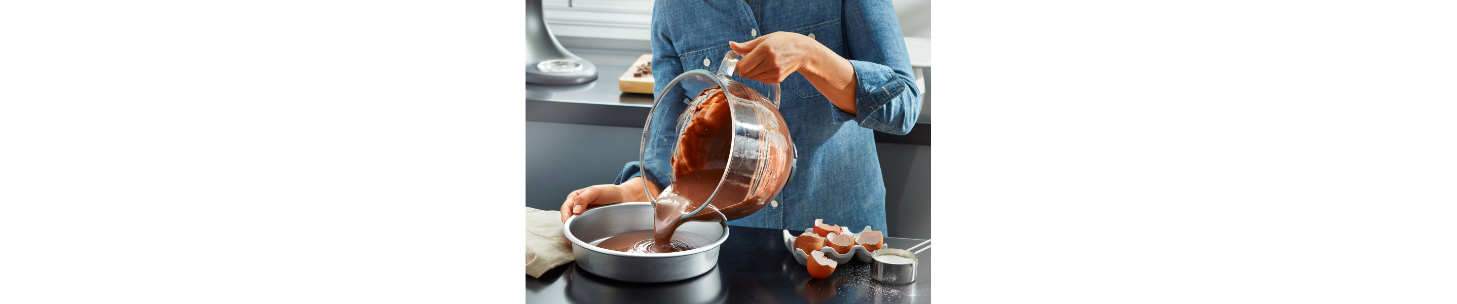 My barely used glass bowl split when I was mixing brioche, I am livid. : r/ Kitchenaid