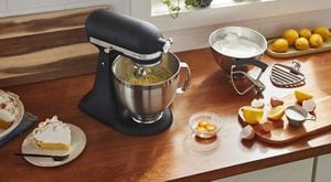 Pie crust in kitchenaid mixer top