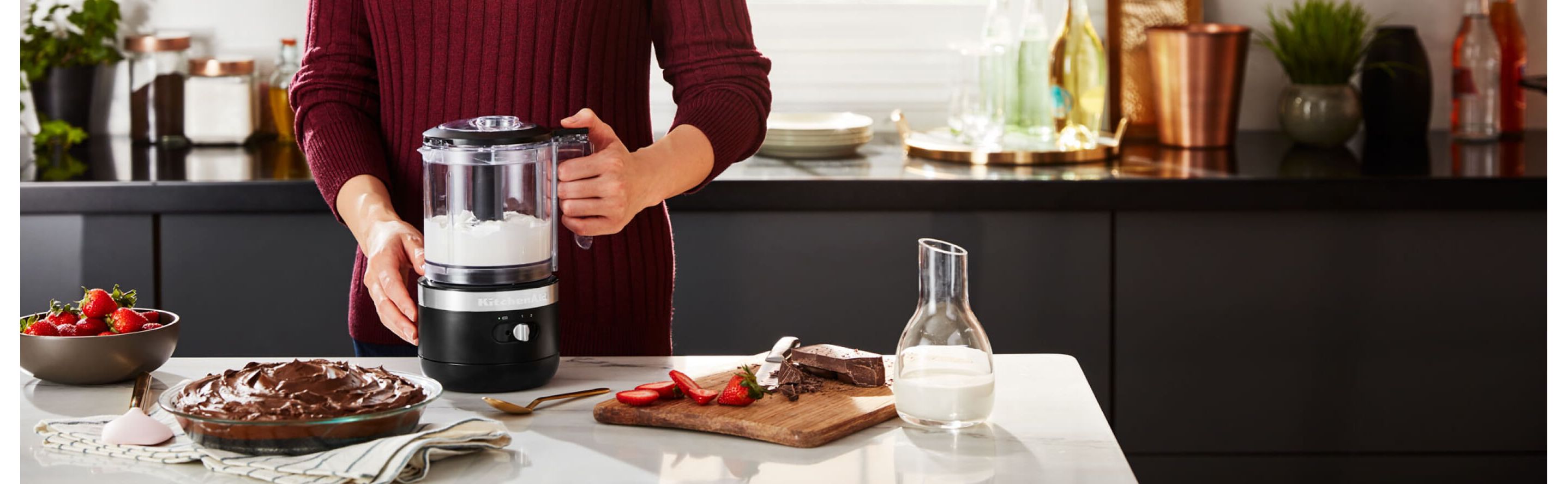 How to Make Cake Pops in a Food Processor